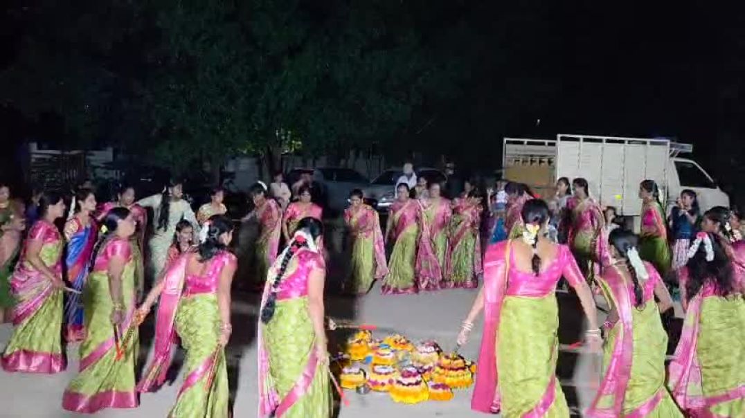 Telangana bhathukamma